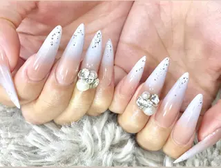 ネイル joieange 難波店 藤谷ルディアのネイルデザイン