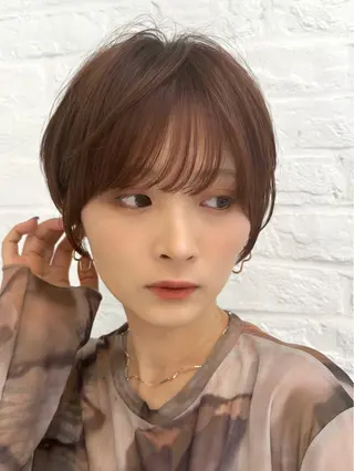 ショート ショートヘア くすみカラー、大場猛のヘアスタイル