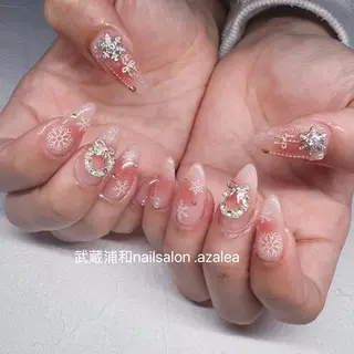 ネイル R inのネイルデザイン