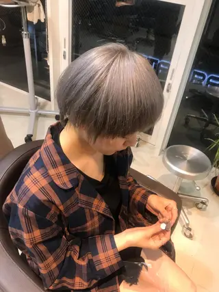 カラー BLANCO所属・杉浦 里奈のヘアスタイル