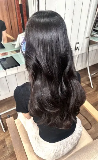 ロング MiU所属・韓国×髪質改善×美髪 縮毛矯正×レイヤーのヘアスタイル