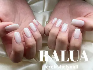 ネイル RALUA shiori🐰のネイルデザイン