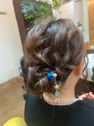 ヘアアレンジ hair  bh.maara所属・bh.maara デザイン／ハイトーンのヘアスタイル