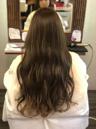 ロング カラー 加藤 瑠美のヘアスタイル