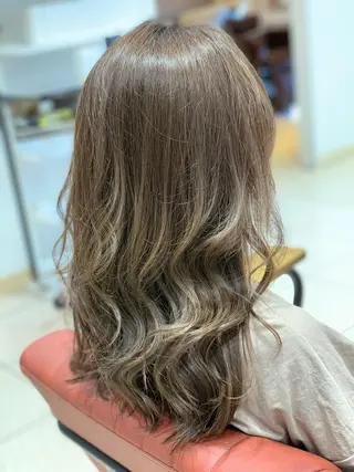 セミロング カラー 髪質改善カラーリスト /根本雄貴のヘアスタイル