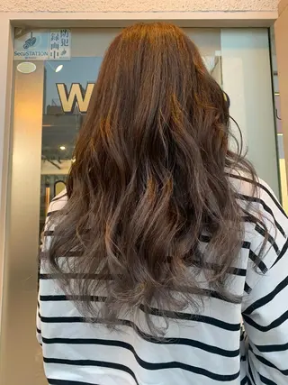 ロング カラー パーマ ヘアアレンジ メンズ キッズ ネイル マツエク・マツパ アイブロウ 🤍韓国風/艶髪🤍 鳥越美羽のヘアスタイル