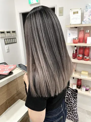 ロング カラー gisele所属・小山 一之のヘアスタイル