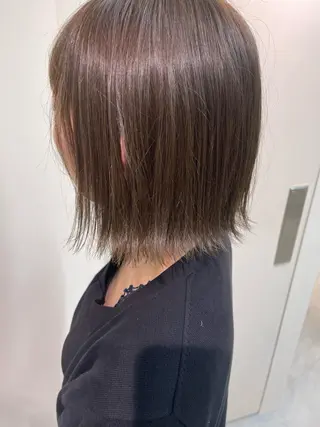 ミディアム カラー mee.urawa所属・似合わせショート×透 明感/やじまたかしのヘアスタイル