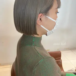 ショート カラー CHELSEA所属・安富 舞のヘアスタイル