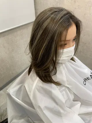 セミロング カラー 松井那津子 /ハイライトブリーチのヘアスタイル