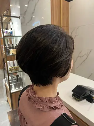 ショート 村中 逸紀のヘアスタイル