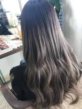 ロング カラー Dita AIR所属・Rina Imaiのヘアスタイル