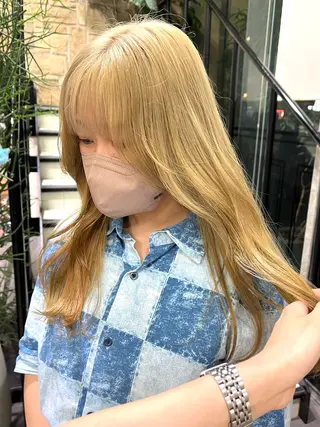 セミロング 海外girl🤎 透明感ベージュmaoのヘアスタイル