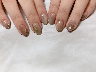 ショート カラー ヘアアレンジ ネイル マツエク・マツパ illum hicariのネイルデザイン