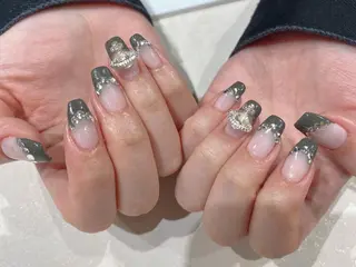 ミディアム Nail  R💫 naoのネイルデザイン