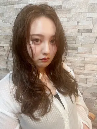 ロング カラー イシカワ スグルのヘアスタイル