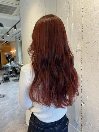 ロング カラー EIGHT 中川原 菜々子のヘアスタイル