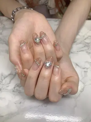 ネイル はな💎ネイル ワンホン、長さ出しのネイルデザイン