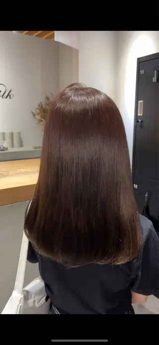 カラー ユイ🎀透明感カラー 耳つぼジュエリーのヘアスタイル