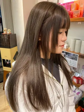 ロング カラー ナチュラルヘア🫧 ナナミのヘアスタイル