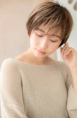 ショート くびれ&切りっぱボブ 得意👍佐藤歩のヘアスタイル