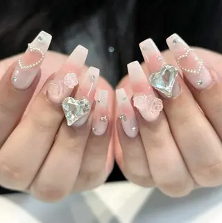 ネイル Julli NailStudioのネイルデザイン