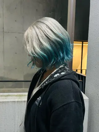 ロング カラー エフェクトブリーチ／ レイヤーカット／翔のヘアスタイル