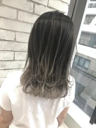 セミロング カラー パーマ ヘアアレンジ バレイヤージュ🌱 渡邉悟🌱のヘアスタイル