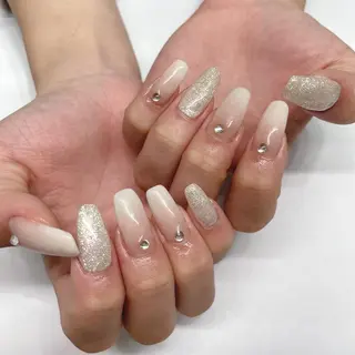 ロング Lety total beautyのネイルデザイン