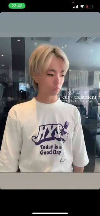 メンズ 韓国🇰🇷レイヤー 映える顔周り🩷のヘアスタイル