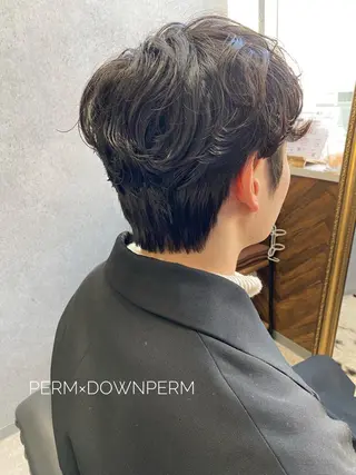 ミディアム カラー パーマ メンズ clomus所属・YUKA艶髪 🌸寛ぎ部屋のヘアスタイル