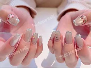 ネイル Nail •Head スパFortunaのネイルデザイン