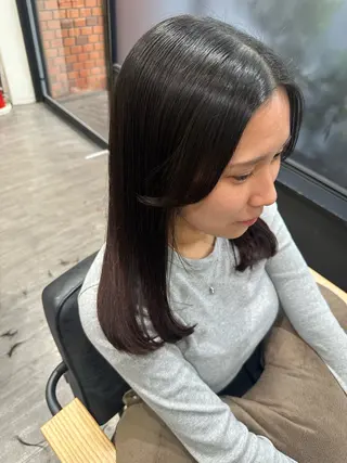 ミディアム 艶髪レイヤー上田 紗也🇰🇷💗のヘアスタイル