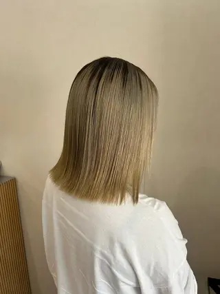 ミディアム ボブ/透明感カラー 🧸YUI❤️のヘアスタイル