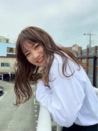 カラー 矢野 佑那のヘアスタイル
