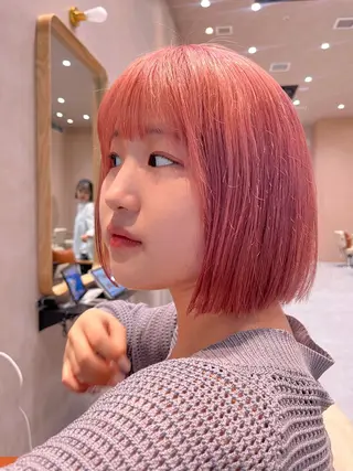 ショート カラー 阿久津真衣 似合わせカットのヘアスタイル