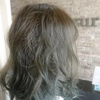 ショート カラー 美髪 カラーリストのヘアスタイル