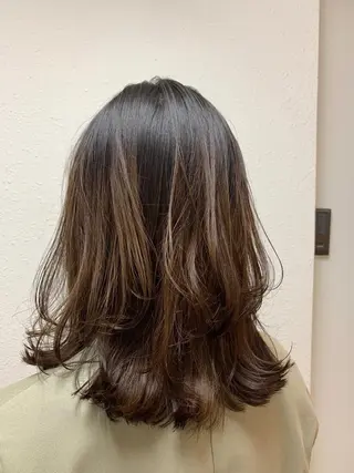 セミロング パーマ エンドウ ミノリ🤎 /半個室/レイヤーのヘアスタイル