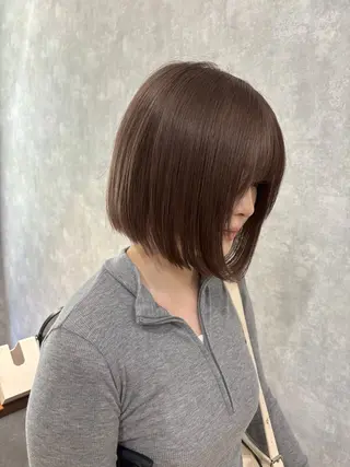 ショート 🌐NATSUMI 🌐【寒色カラー】のヘアスタイル