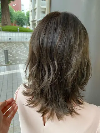 ミディアム カラー Aimer Hair Design Lewis所属・伊藤 いほみの眉毛・アイブロウイメージ