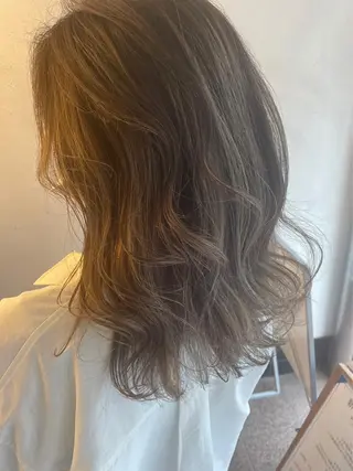 ロング 宮川 愛美のヘアスタイル