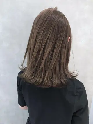 ミディアム カラー MOU namba ムウナンバのヘアスタイル