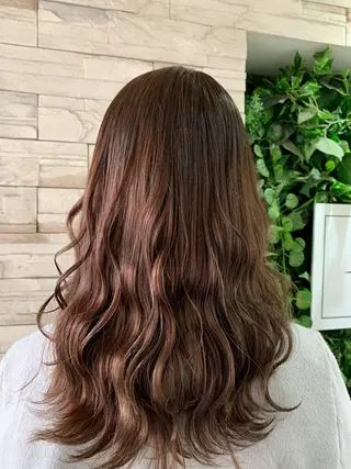 セミロング 韓国ヘア×ハイトーン AYA💫のヘアスタイル