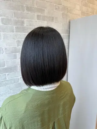 ミディアム Well's TAIGAのヘアスタイル