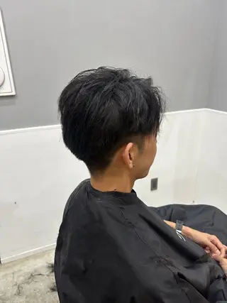 ミディアム miloc MOMOKAのヘアスタイル