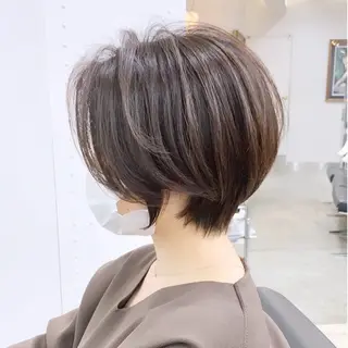 ショート Loom.by Sea【ルーム バイ シー】所属・松本元也✂️新宿 ショートカットのヘアスタイル