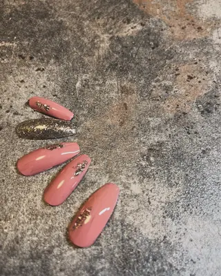 ネイル 筒井 美穂のネイルデザイン