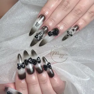 ネイル Maggie Nail🦩のネイルデザイン