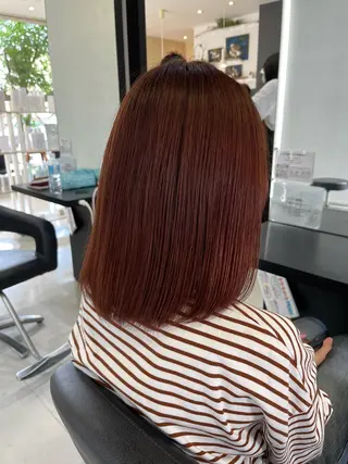 ショート カラー 諸岡 玲のヘアスタイル