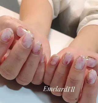 ネイル 沖縄市ネイルサロン エメラルドアイルのネイルデザイン